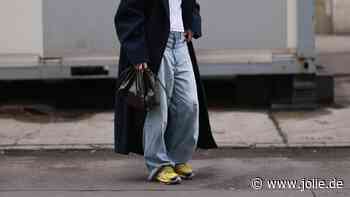 "Girlfriend Jeans" ist 2025 die neue Lieblingshose in unserem Kleiderschrank