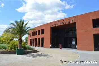 Man (54) voor rechter nadat hij in kleedkamers meisjes begluurt: “Hij heeft een ziekte”