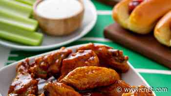 Super Bowl Bites: Try This Buffalo Wing Cooking Hack