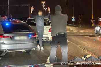 Limburgse voetballer (22) bekend uit ‘De Spor’ in cel na afpersing met vuurwapen in drugsmilieu