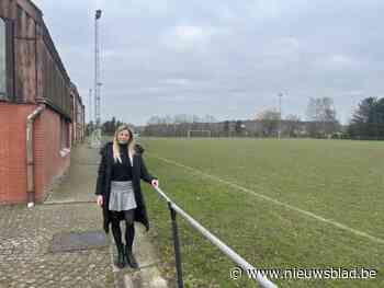 Beschadigde asbestplaten vertragen aanleg van nieuw en broodnodig kunstgrasveld: “Begrijpen teleurstelling bij club en supporters”