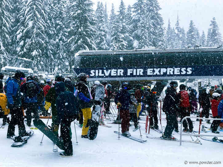 Winter Returns To Washington: A Day Skiing at Snoqualmie Pass