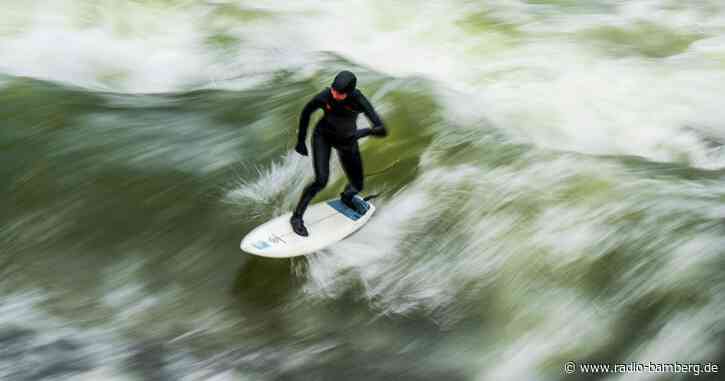 Streit um Surferwelle im Englischen Garten
