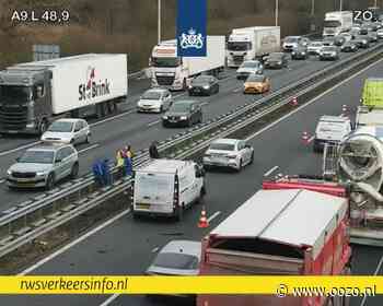 Ongeval tussen auto en bestelwagen op A9 bij knooppunt Velsen