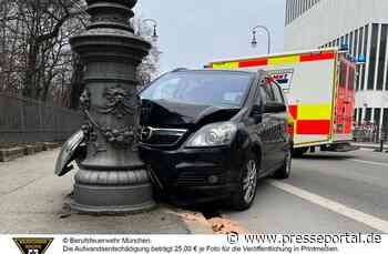 FW-M: Zwei Verletzte durch Verkehrsunfall (Maxvorstadt)