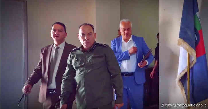 Da “governo estraneo” a “era pericoloso”, fino a “è una scelta politica”. Tutte le versioni del centrodestra sul caso Almasri