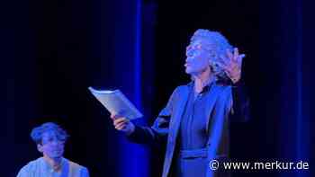 Großer „Tatort“-Star verzaubert kleines bayerisches Theater – Besonderer Bezug zur Region