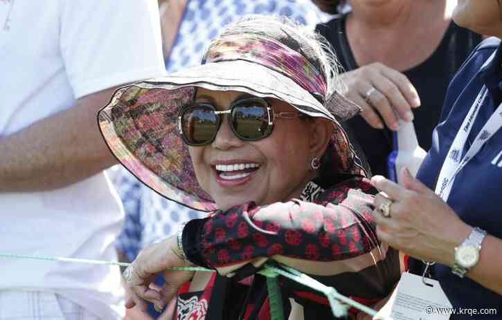 Tiger Woods says his mother, 'a force of nature,' has died