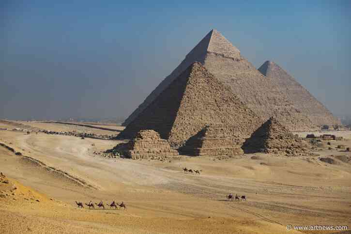 Egyptologists Raise Concerns of ‘Mismanagement’ After Viral Video of Worker Chipping Stones at Great Pyramid of Giza