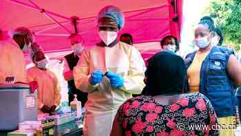 Ebola vaccine trial begins in Uganda amid outbreak