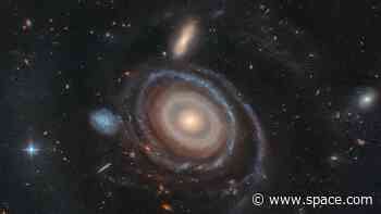 Hubble Space Telescope spots a spectacular Bullseye in deep space (image)