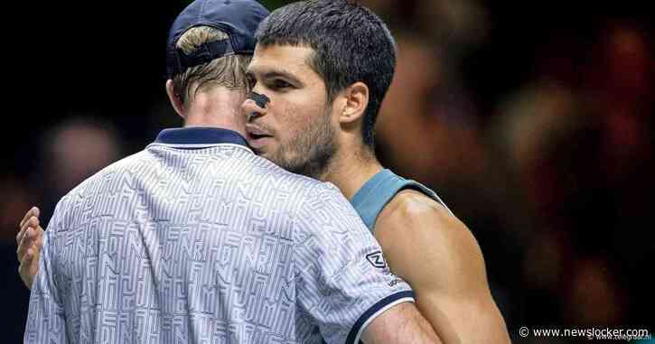 Van de Zandschulp baalt na nederlaag tegen Alcaraz: ’Toen glipte het door mijn vingers’