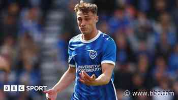 Stockport sign Moxon plus loan duo Cosgrove & Hills