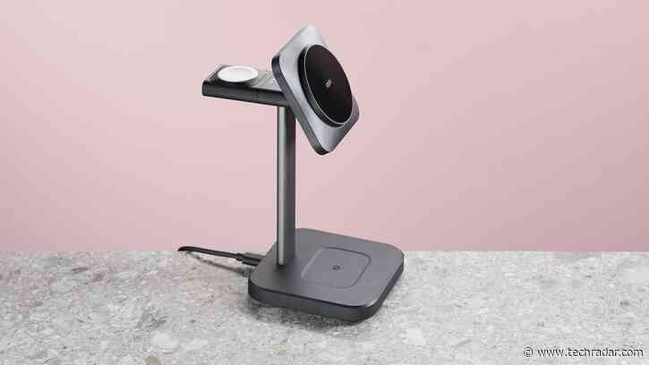 ESR Qi2 3-in-1 Watch Wireless Charging Set (HaloLock) review: it's fast charging and compact, but that neck doesn't bend