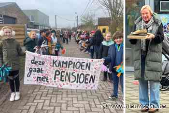 Turnjuf Yo neemt na 42 jaar carrière afscheid van GBS Lievegem: “Een juf met een gouden hart voor klein en groot”