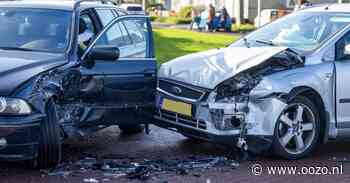 Botsing met veel schade in Velserbroek