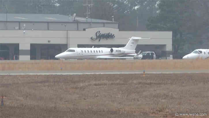 Armed teen arrested at Arkansas airport after allegedly demanding plane