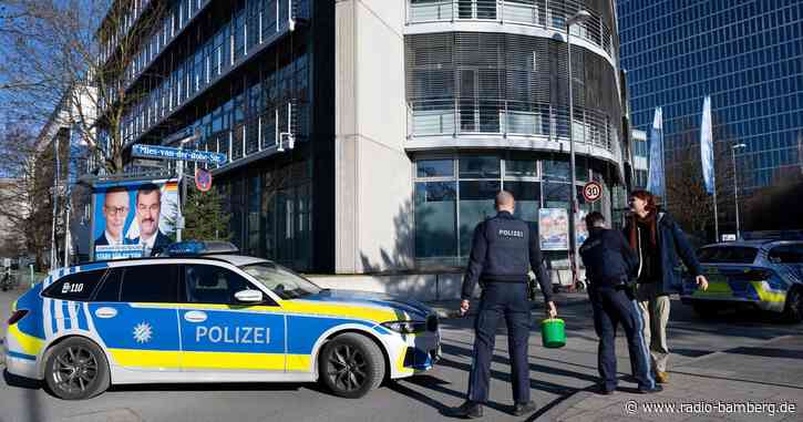 Polizeieinsatz wegen Protestaktion an CSU-Zentrale