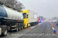 Drei Lkw krachten auf A3 bei Breckenheim ineinander - Kettenreaktion sorgt für Mega-Stau