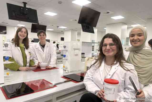 VUB leidt apothekers van de toekomst op met vier weken speelapotheken