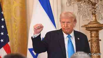 Und Netanjahu schaut zufrieden: Trumps Vorschlag ist Wahnsinn, doch der Wahnsinn hat Methode