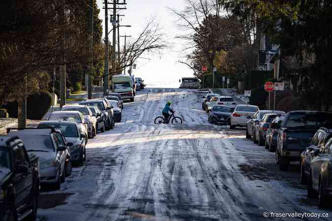 Environment Canada cautions of frostbite as frigid temperatures linger in B.C.