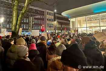 Rund 2500 Teilnehmer nehmen an erneuter Mahnwache vor CDU-Zentrale teil