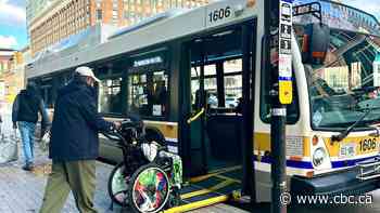 Federal government pledges $62M in transit funding for Hamilton