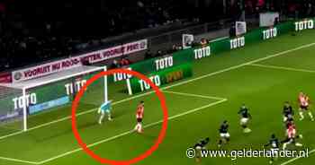 Feyenoord vol ongeloof na discutabele goal PSV: ‘Misschien had de VAR geen internet?’