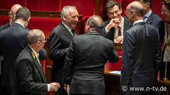 Misstrauensvoten zum Haushalt: Frankreichs Regierung übersteht Sturzversuche der Opposition