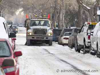 Should cars blocking neighbourhood snow plowing be towed? Edmonton revisits parking ban enforcement