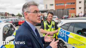 Increase in police officer sackings - report