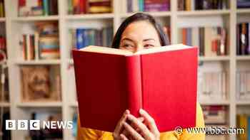 Hundreds plead for council to stop library changes