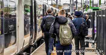 'Trains unable to run' for hours on Watford Junction line