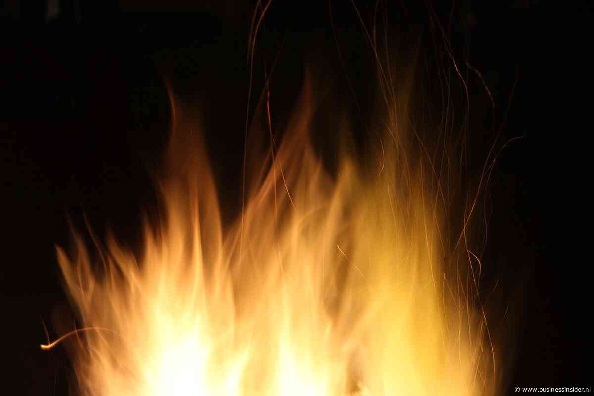 Onterecht ontslag voor medewerker die niet kwam werken, omdat zijn huis in de brand vloog: man krijgt €11.600