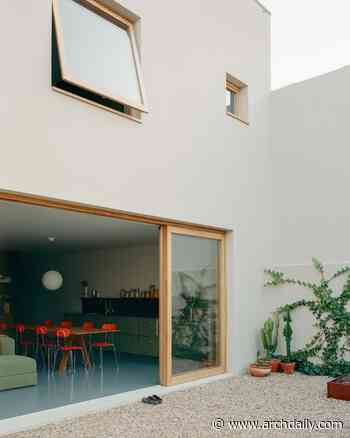 Márvila House / Atelier José Andrade Rocha