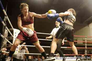 Oshin Derieuw maakt na twee jaar comeback bij de profs en verslaat Marokkaanse Mahjouba Obtil: “Het is goed om weer een doel te hebben”