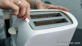 The Right Way to Clean a Toaster (Without Electrocuting Yourself)