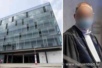 Magistraat die examenvragen aan dochter doorspeelde, wordt niet ontslagen