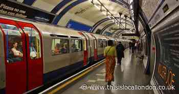 Arrest made after police officer punched in face on District line train