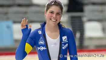 Inzeller Nachwuchs-Eisschnellläufer mit Unterstützung von Claudia Pechstein auf dem Podest