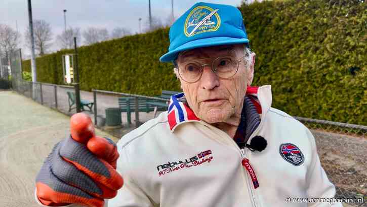Lintje voor Jacques (86): door hem liggen de tennisbanen er stralend bij