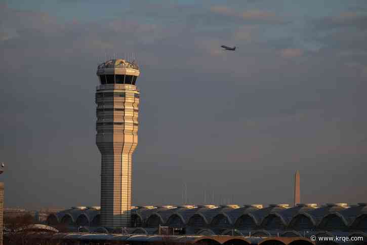 FAA bars helicopters, planes from sharing air space over Potomac