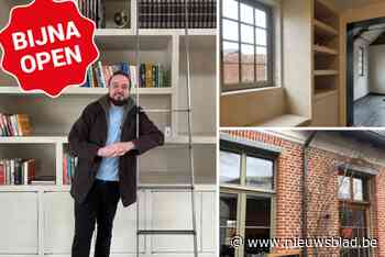 Nieuwe koffiebar Papyri opent in Zoersel: “Toen ik monumentale boekenwand zag, was ik verliefd op dit pand”