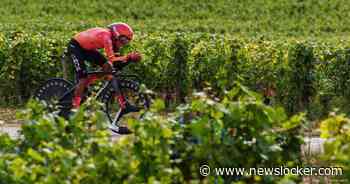 Egan Bernal tankt vertrouwen: oud-Tourwinnaar boekt eerste zege sinds zwaar ongeval in 2022