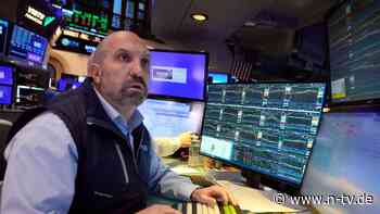 Warten auf Arbeitsmarktbericht: Wall Street trippelt aufwärts