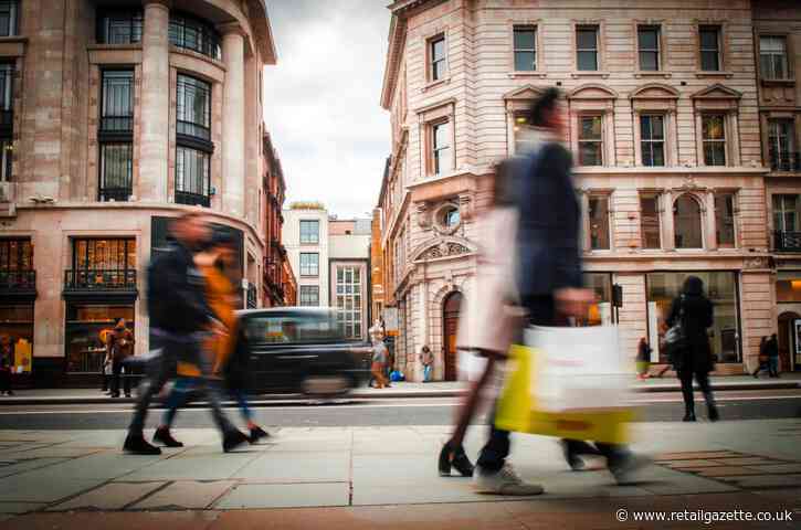 Bargain hunting brits boost post-Christmas footfall