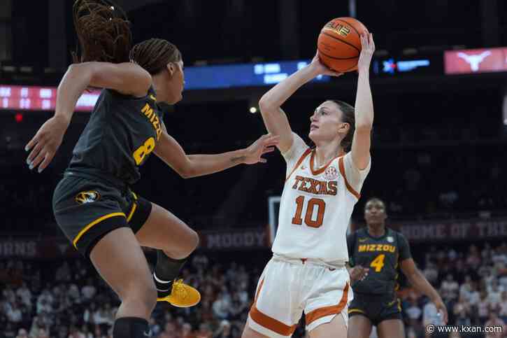 No. 4 Texas dominates from beyond the arc, dumps No. 24 Vanderbilt 87-66