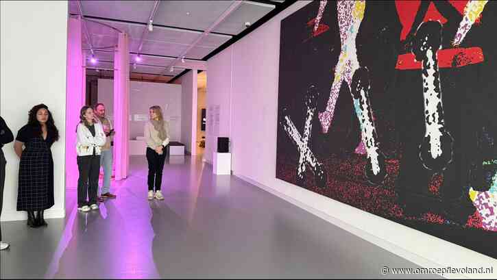 Almere - Hoop in Almere: Jonge kunstenaars maken voorstelling over een hoopvolle toekomst