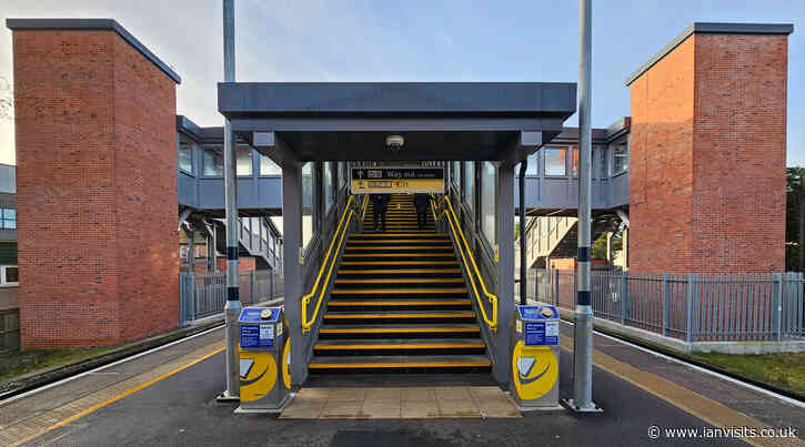 Step-free access opens at South London’s Motspur Park station